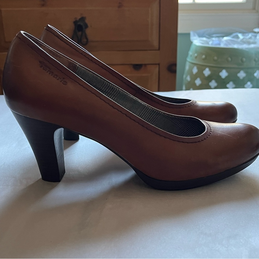 Tamaris Celine Classic Leather Pumps in Cognac women’s sz 40 Made in Germany EUC - Picture 12 of 14